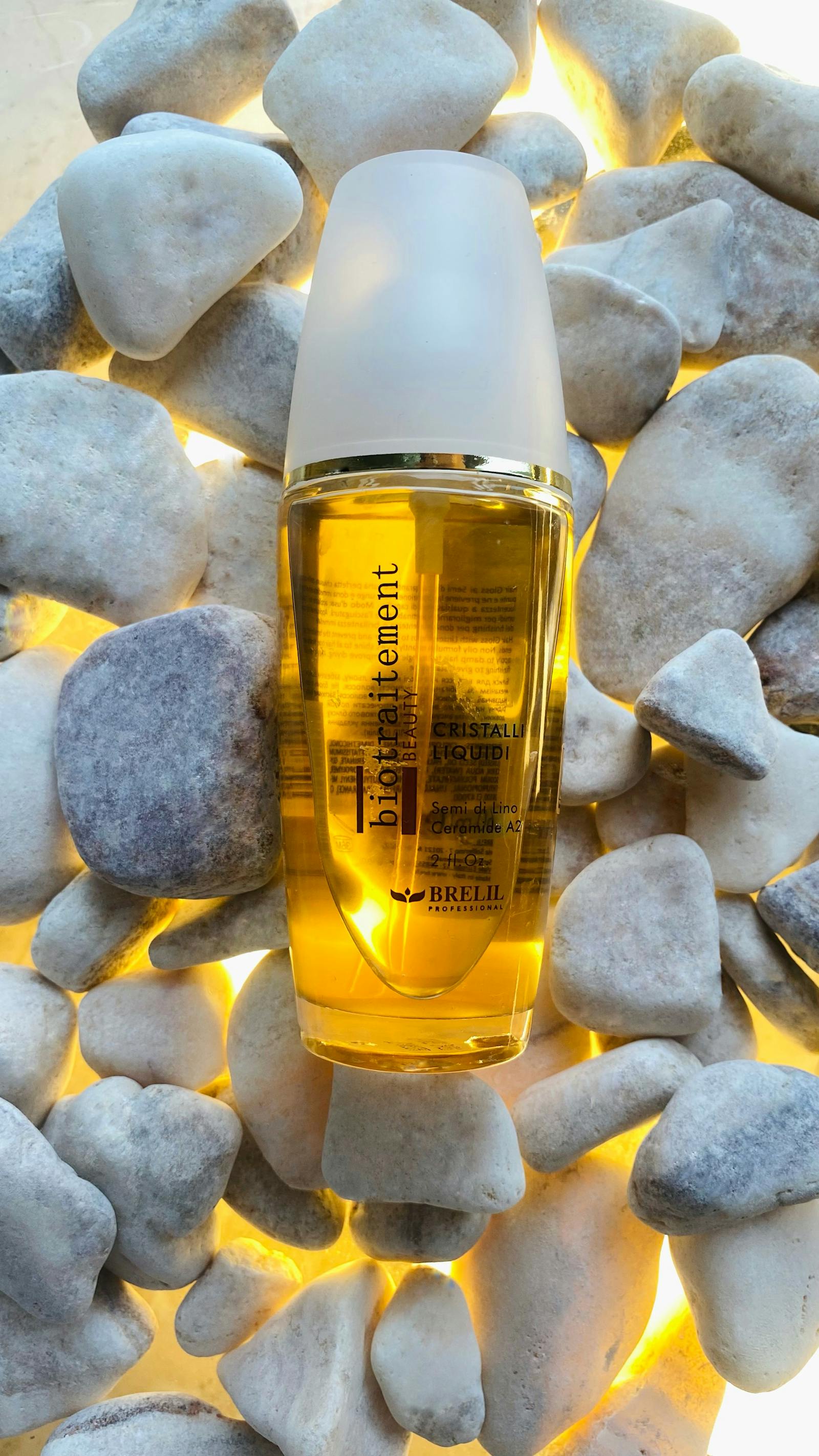 オイル系美容液のボトル写真